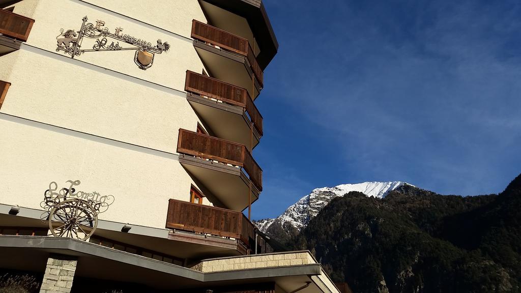 La Torretta Hotel Шаллан-Сент-Ансельм Экстерьер фото